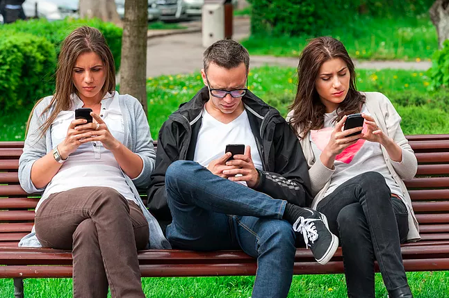 addicted to cell phones